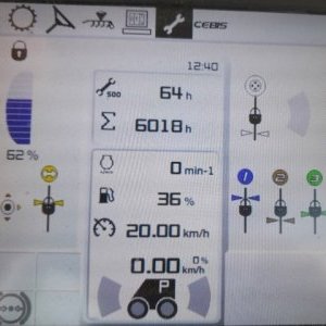 foto 16m3/8m kejdovač SGT+ Claas Xerion 4000 s SPZ hnojení agro pole rozmetadlo